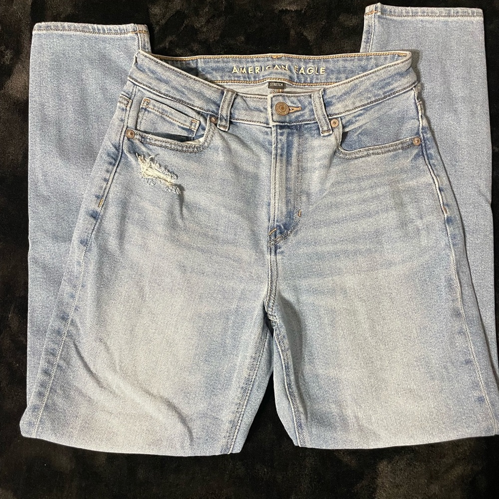 American Eagle Mom Jeans